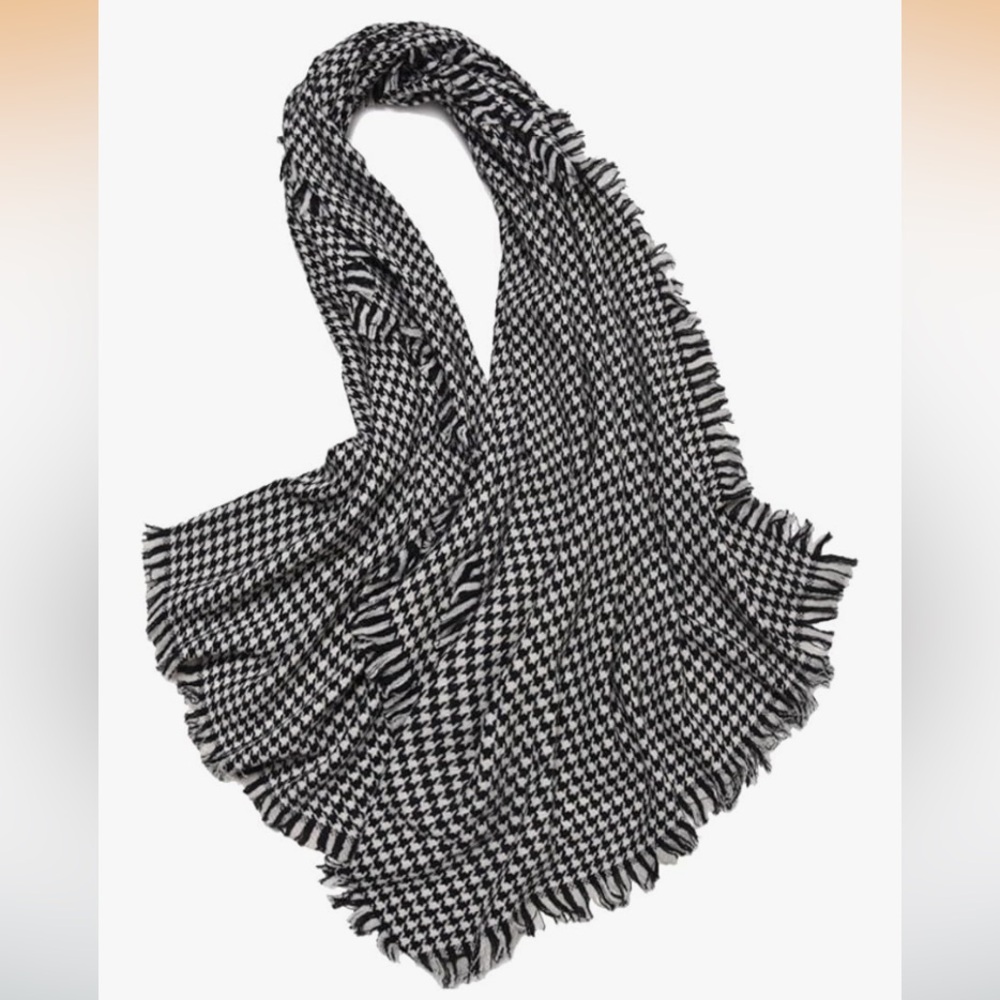 Black & White Houndstooth Fringe Scarf High Grade Large Oversized Shawl Wrap NEW - Picture 1 of 4